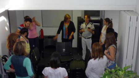 Clase de Psicodrama aplicado a la Terapia Sistémica, en la Universidad